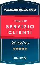CORRIERE DELLA SERA MIGLIOR SERVIZIO CLIENTI 2022/23. Uno stemma blu e rosso che dice miglior servizio clienti
